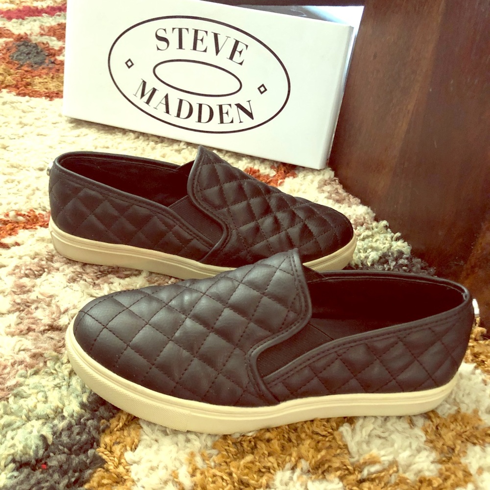 Women’s Ecentric-Q Sneakers by Steve Madden